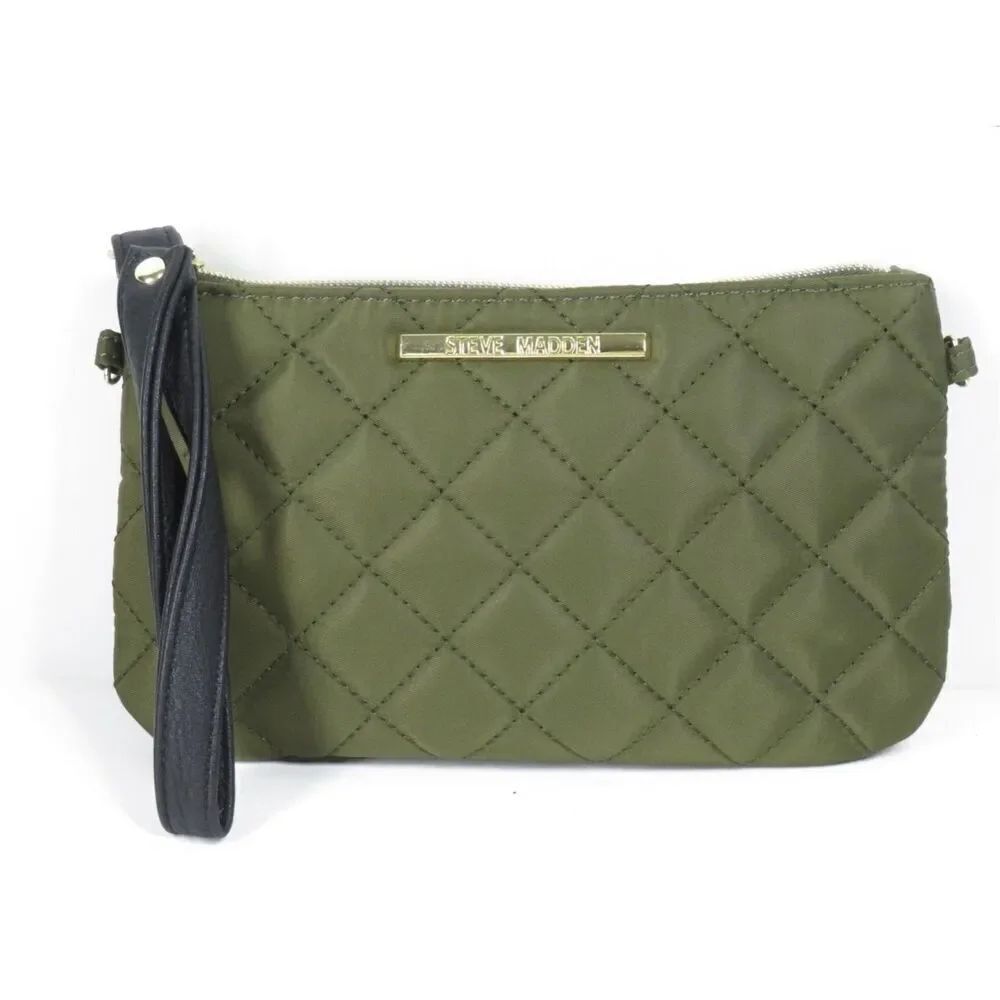 Steve Madden Green Quilted Take Charge Charging Wristlet Clutch